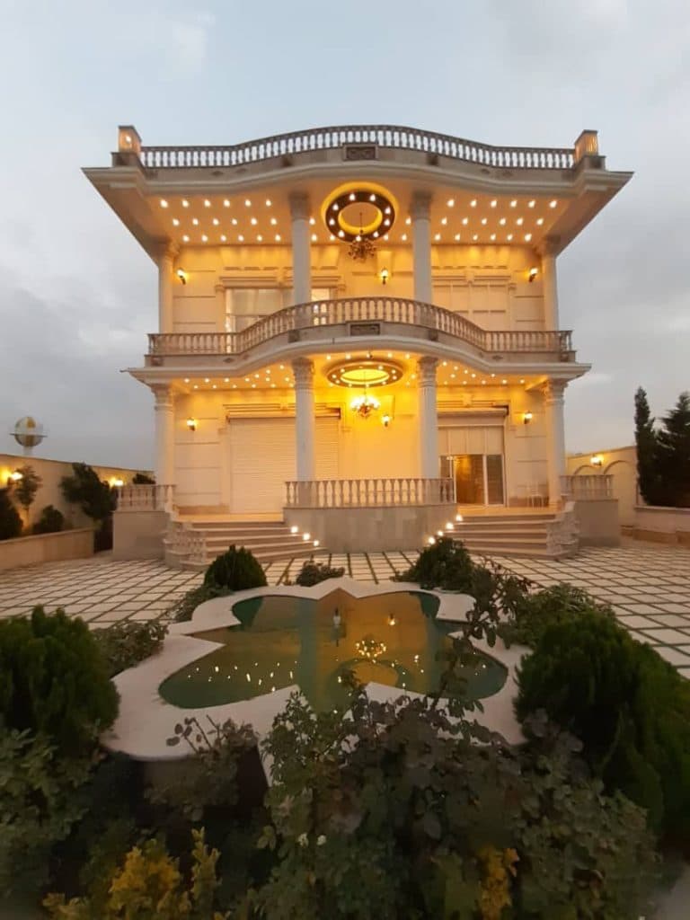 تشریفات مجالس رویال در مهرشهر