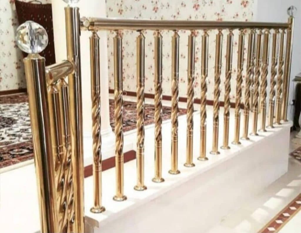 نصب و فروش نرده استیل ایران صنعت در مرودشت