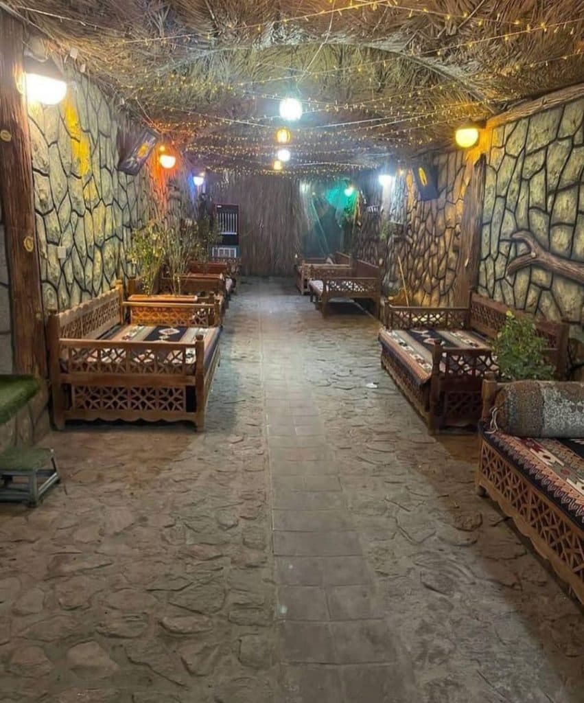 کافه خوش نشین در زرند