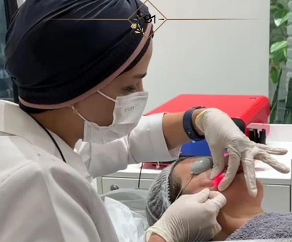 مرکز پوست و مو دکتر مهدیه بهرامی در کرمان