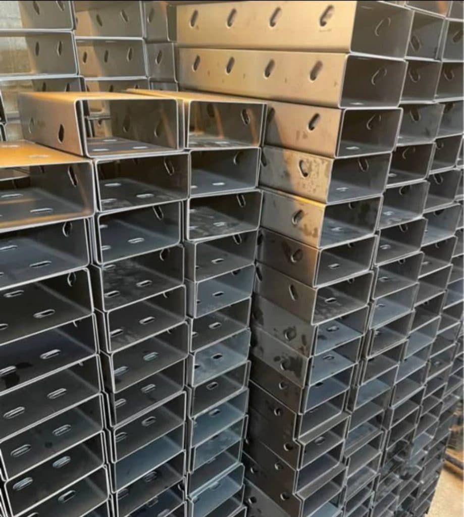 فروش و نصب والپست و میلگرد بستر دهقان در یزد