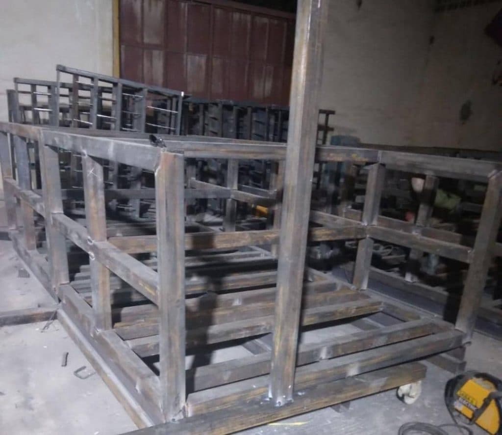 ساخت و نصب انواع سوله و اسکلت گودرزی در بوشهر