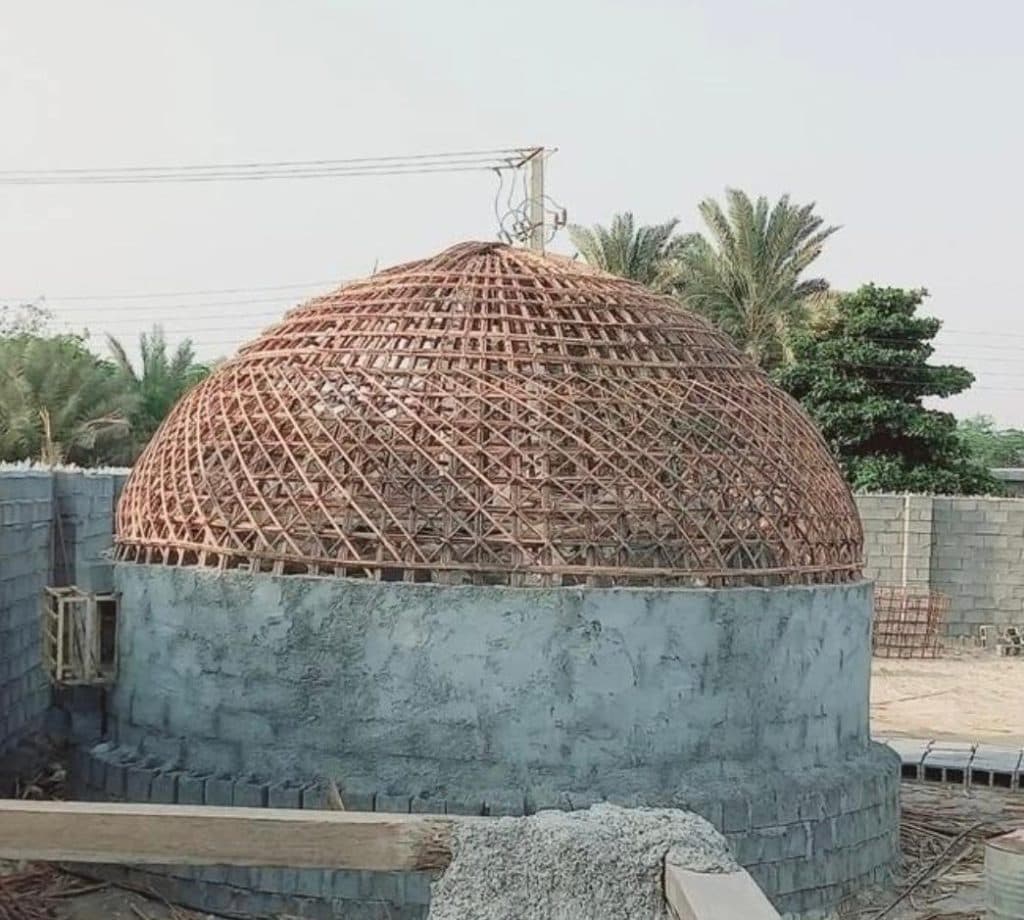 ساخت آلاچیق سنتی منصور آزادی در بندرعباس