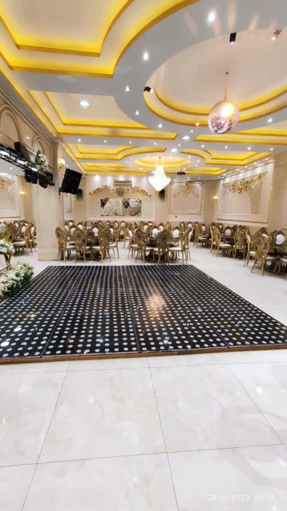 تالار پذیرایی قصر طلایی در تبریز