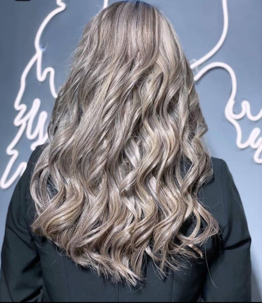 سالن زیبایی دنیا مقدم در قم