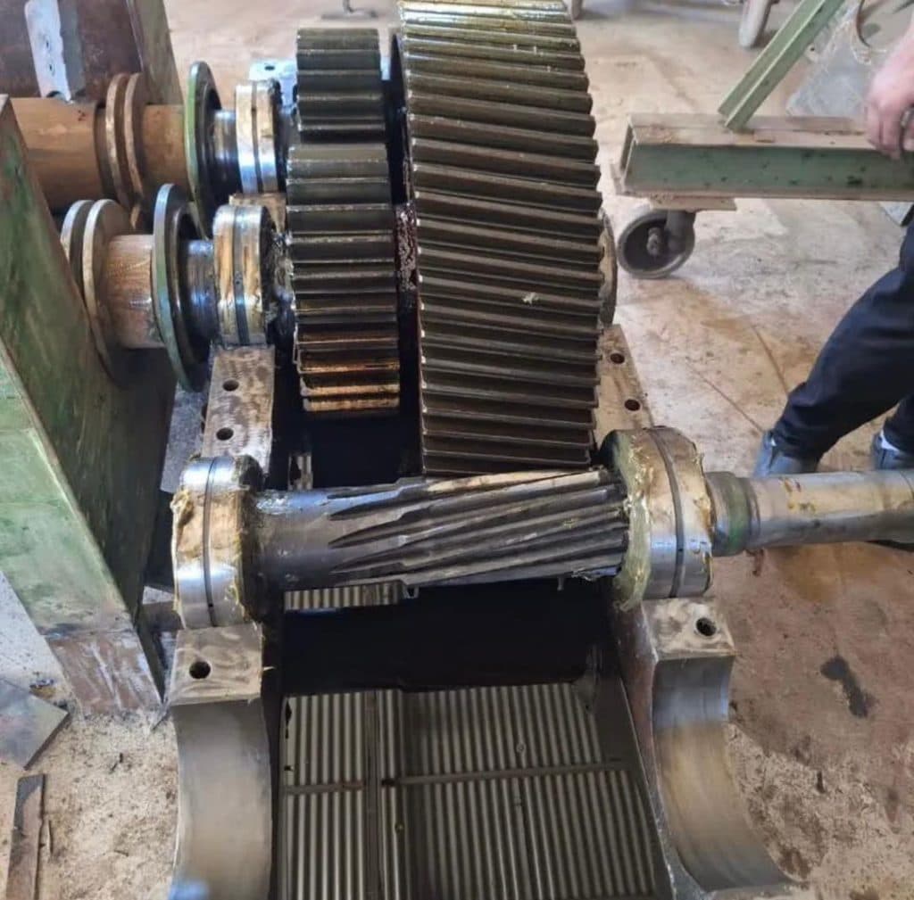 خرید و فروش قطعات یدکی کارخانه آجر پرسپولیس سفالین در شال قزوین