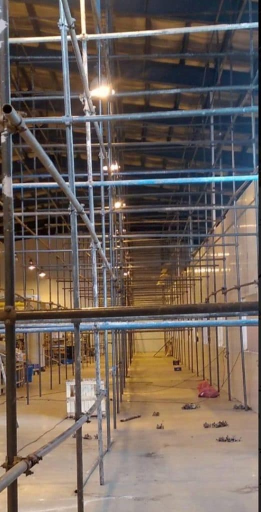 داربست فلزی ابوالفضل در بم