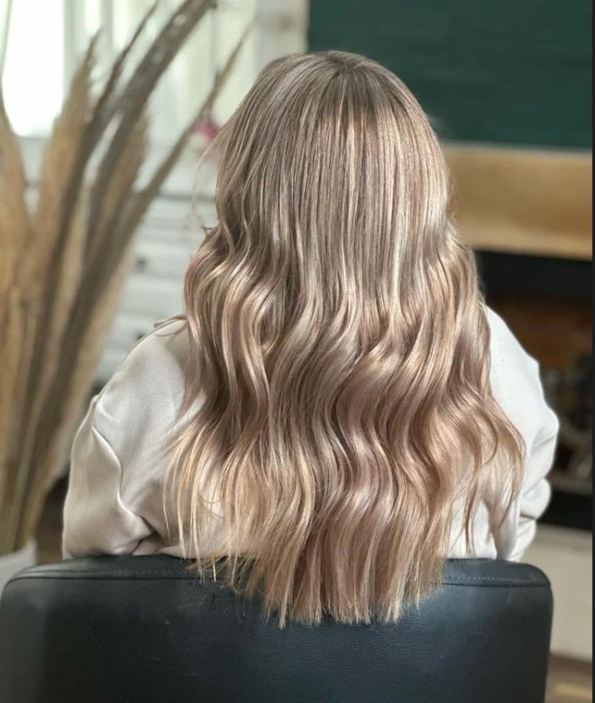 آموزش و خدمات تخصصی رنگ و لایت مو مبینا قاسمی در فرشته تهران