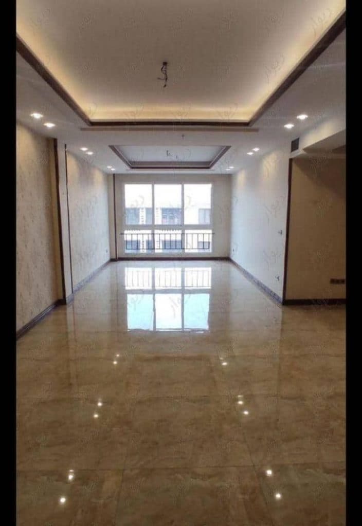 نصب و اجرای کاشی ساختمان اسماعیلی در ایلام
