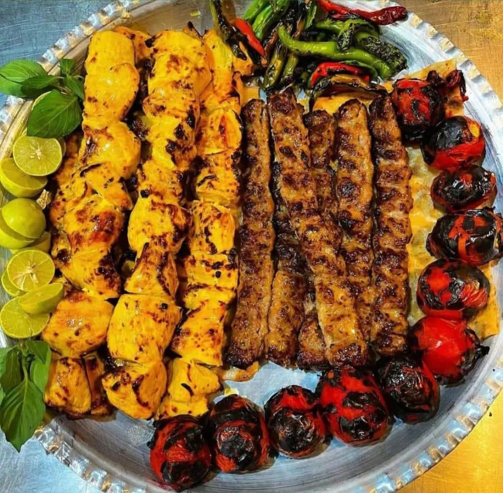 رستوران و بیرون بر سرآشپز مصری در بوشهر