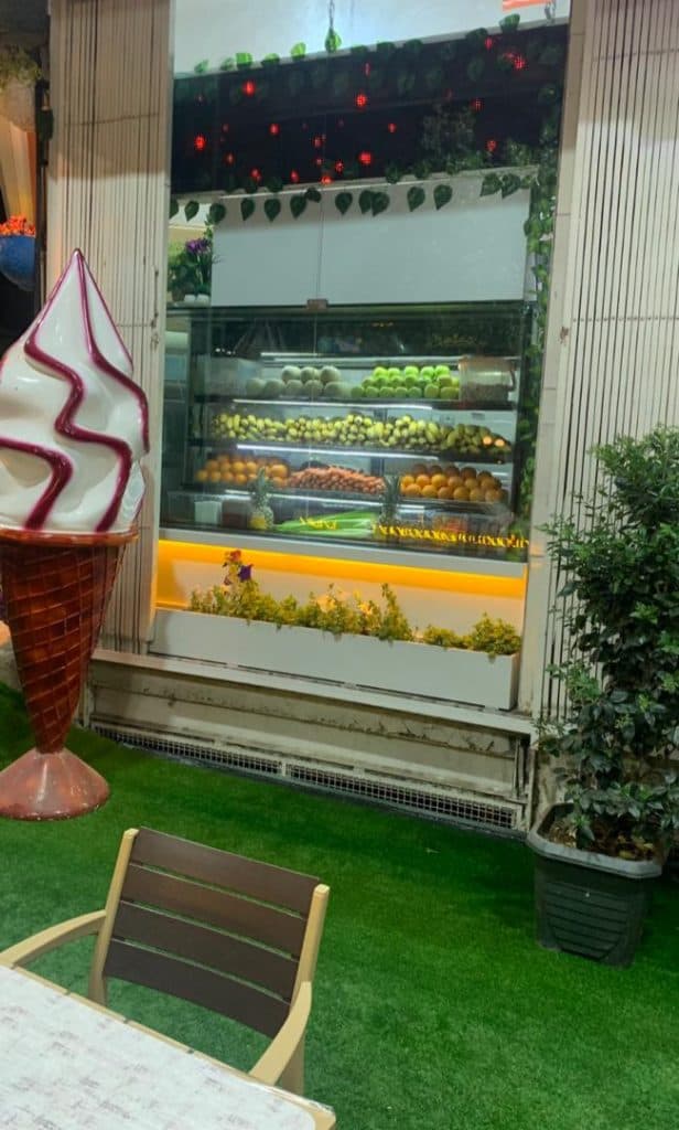 آبمیوه و بستنی بهار در بهشهر