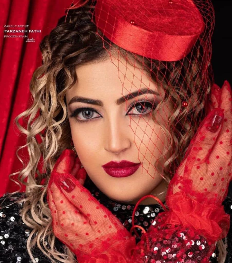 آموزشگاه و سالن زیبایی فرزانه فتحی در کرمان