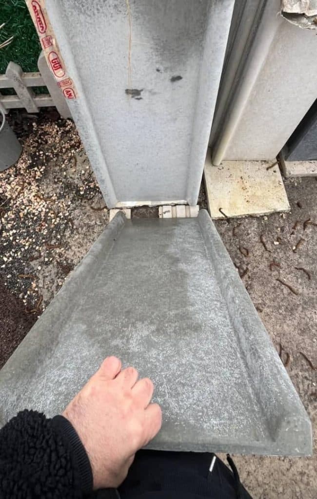 تولید و فروش درپوش دیوار پلیمری آدریان در رشت