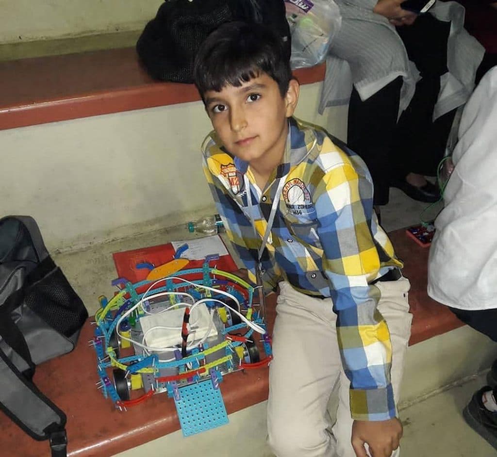 آموزشگاه رباتیک شهید موسی بهمئی در بهبهان