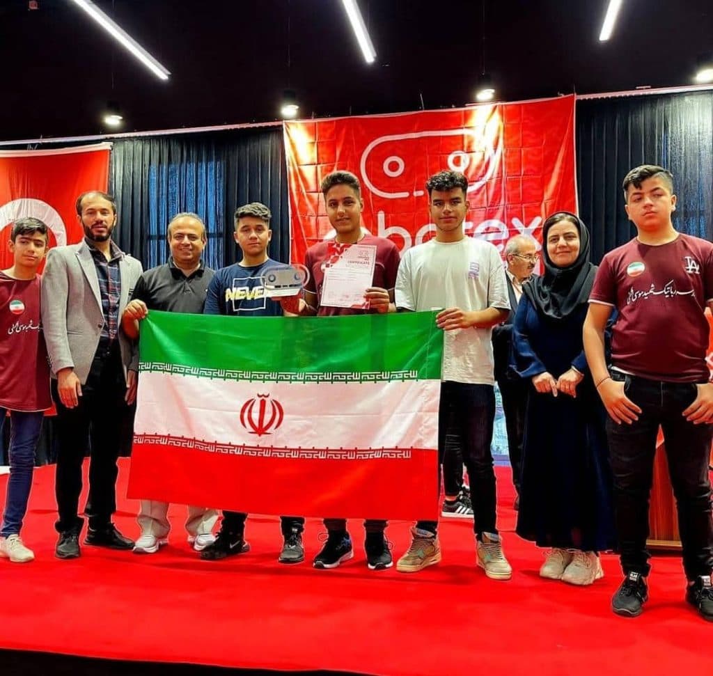 آموزشگاه رباتیک شهید موسی بهمئی در بهبهان