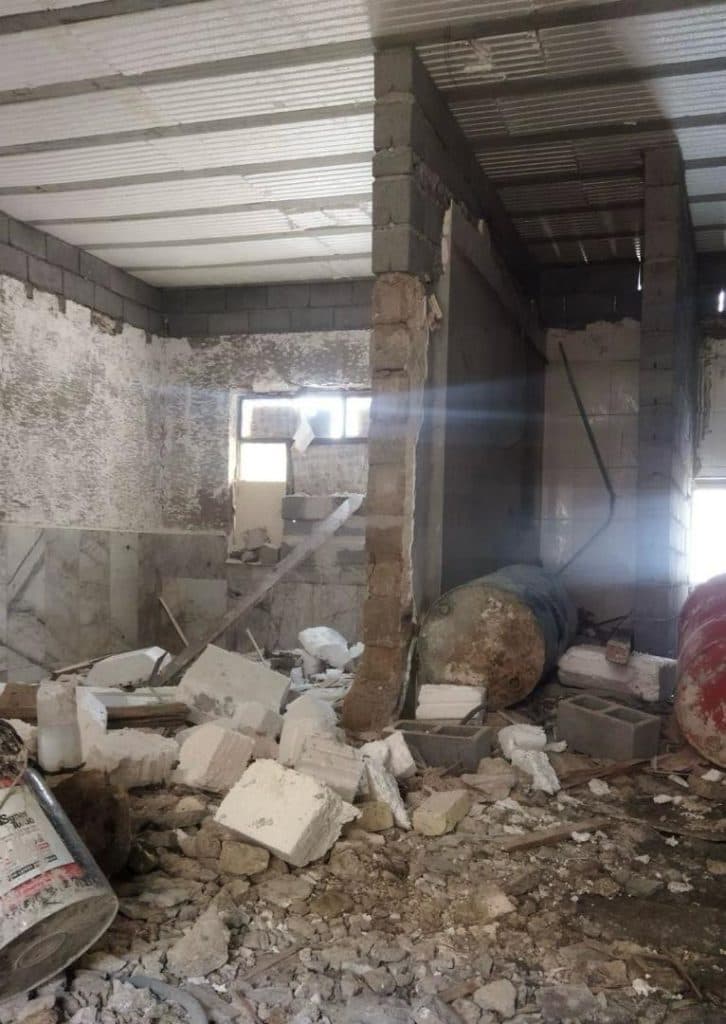 ساخت و ساز و تخریب ساختمان حسینی در میناب