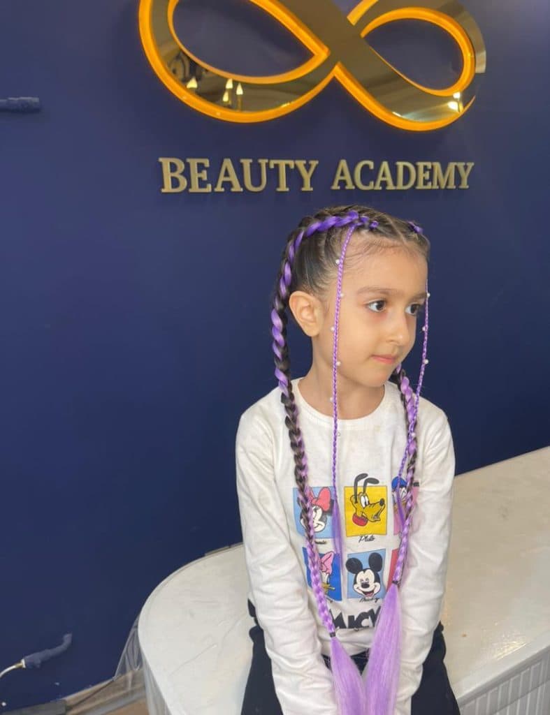 آموزشگاه و سالن زیبایی بی نهایت در هروی تهران