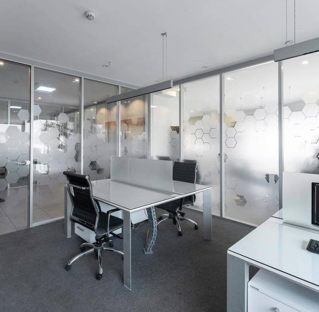 تولید و طراحی و اجرا پارتیشن اداری دیکا آسیا در تهران