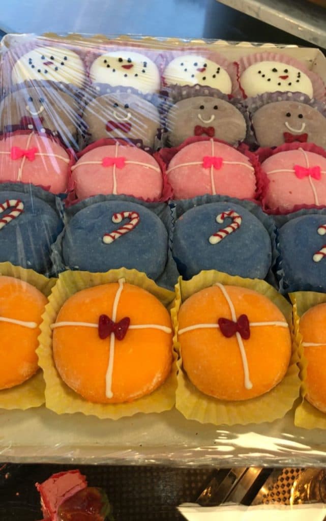 کافه قنادی تاتلی در اردبیل