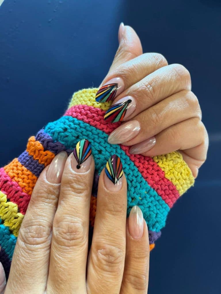 آموزشگاه و سالن زیبایی بی نهایت در هروی تهران