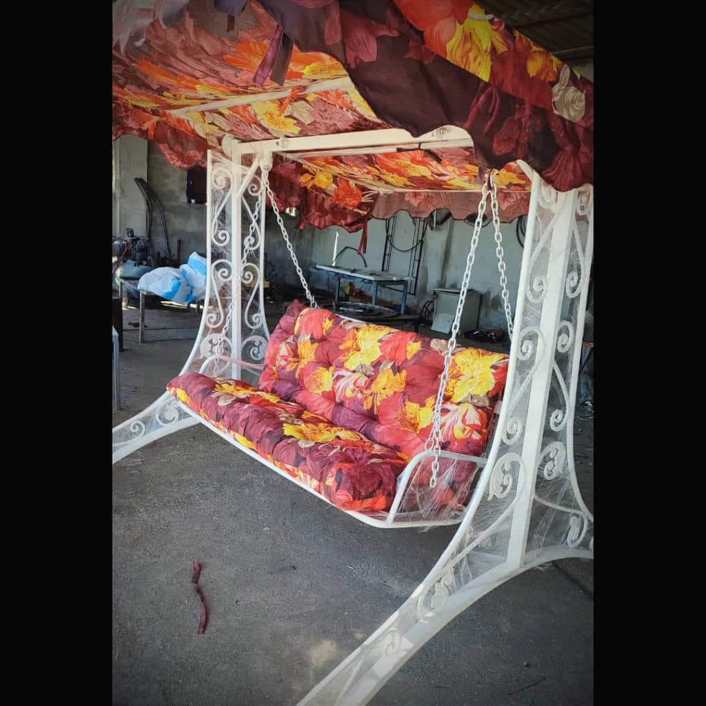 تولید و فروش میز و صندلی باغی گرند ویلا در گرگان