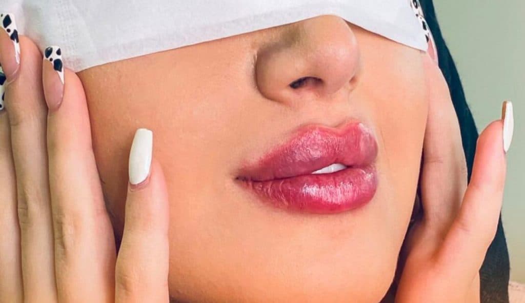 مطب زیبایی لیاهالین در نیاوران تهران