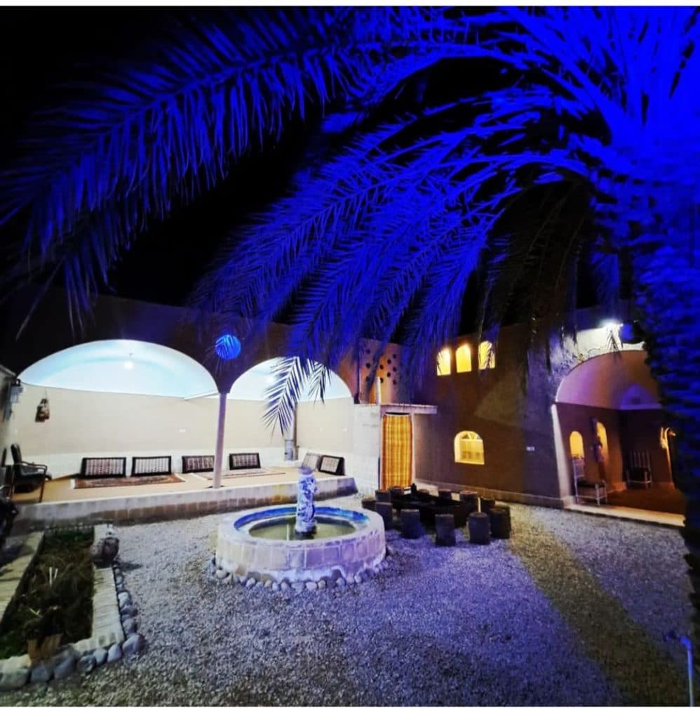 اقامتگاه بومگردی ترنج در طبس