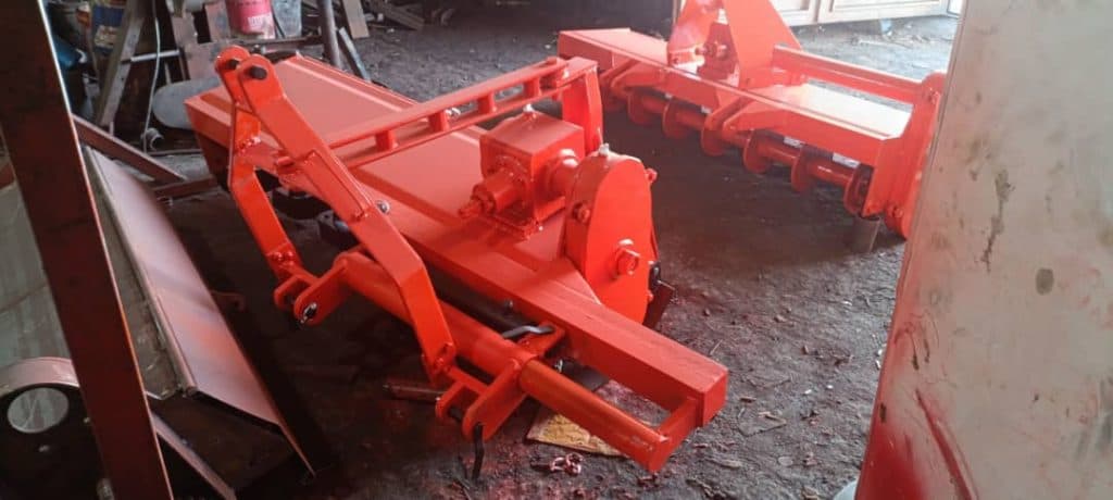 ساخت و فروش رتیواتور تیلر ادوات کشاورزی رضا قلی نژاد کرمان