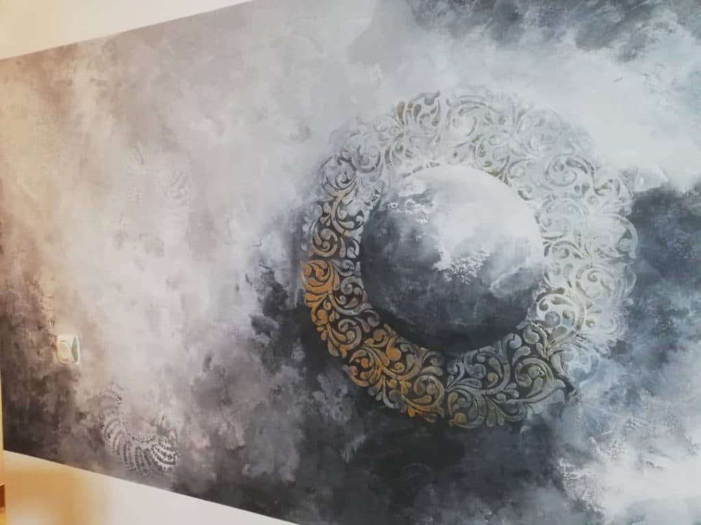 مدرس و مجری تکنیک های پتینه زهرا خلیلی در شیراز