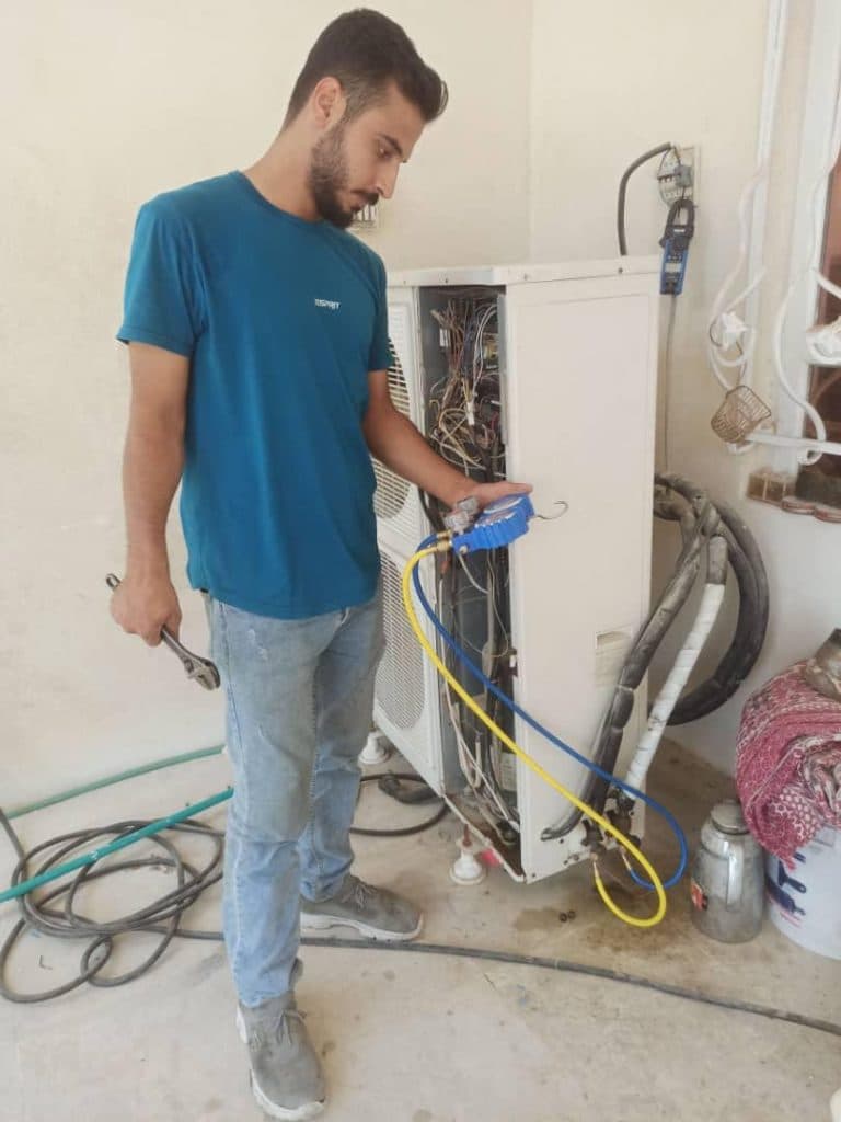 نصب و تعمیر کولر اسپلیت بلوکی در کنگان