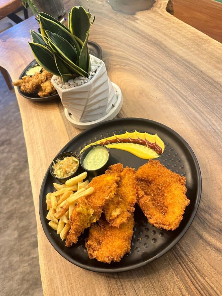 کافه رستوران ایتالیایی آشپزباشی در محمودآباد