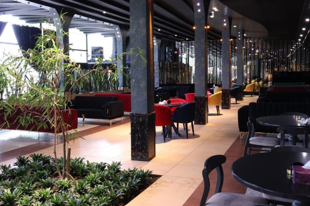 کافه رستوران موناکو در تبریز