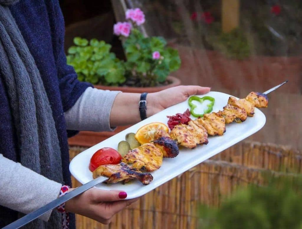 کافه رستوران قنات در مشهد