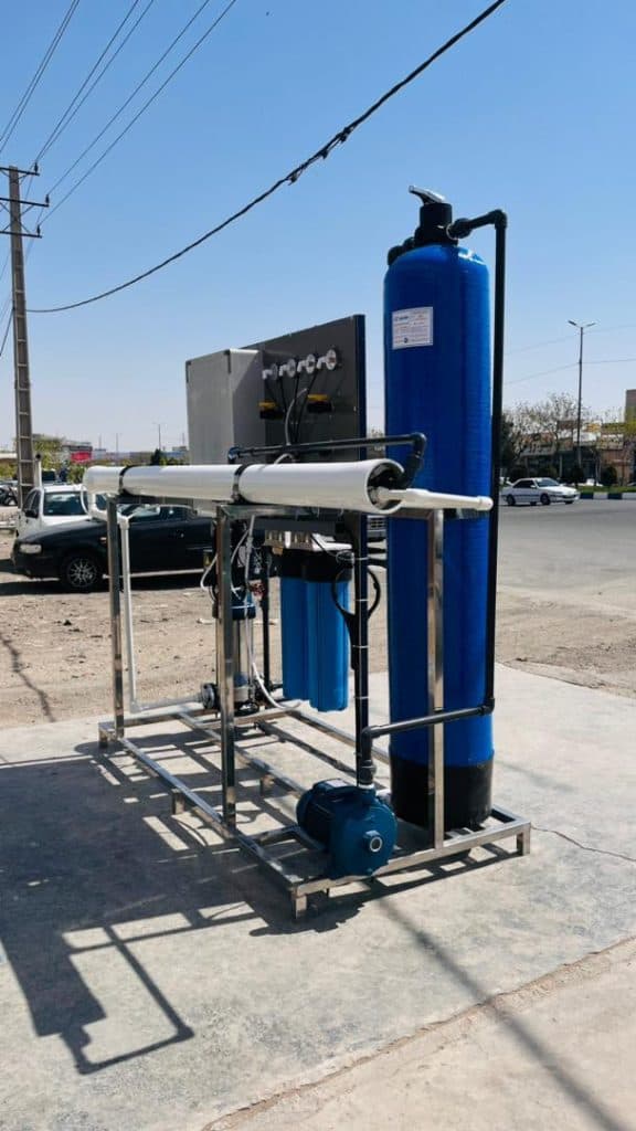 ساخت و فروش دستگاه تصفیه آب صنعتی و نیمه صنعتی آذین اطلس در بندرعباس