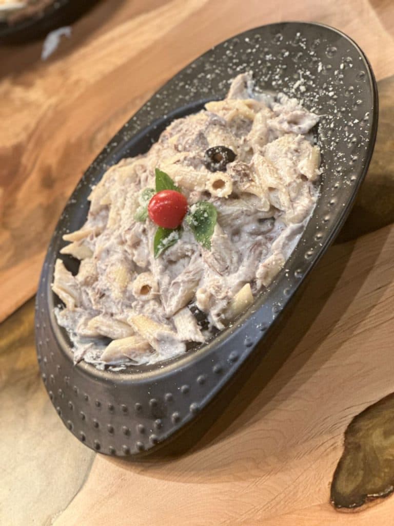 کافه رستوران ایتالیایی آشپزباشی در محمودآباد