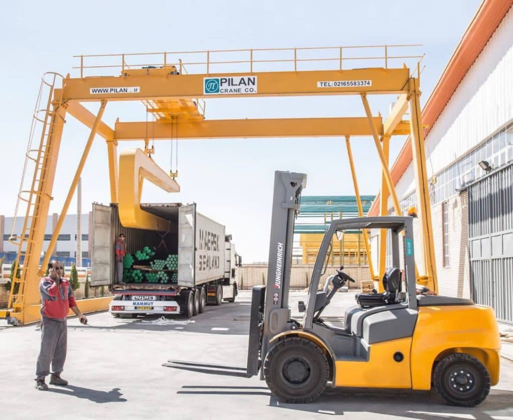 طراحی و ساخت جرثقیل صنعتی و دروازه ای شرکت پیلان کران در صفادشت تهران