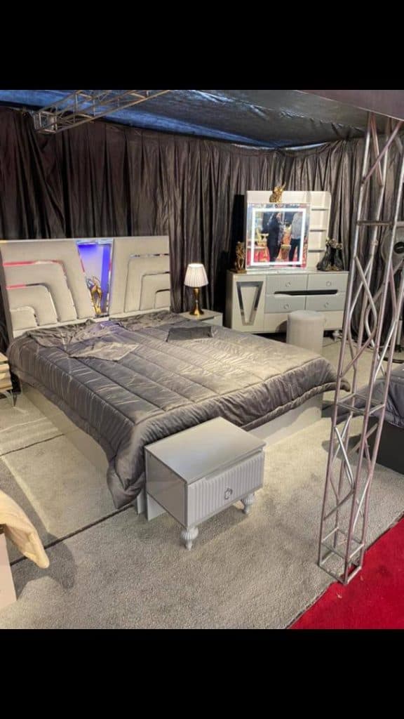 فروشگاه کالای خواب شریف در جم