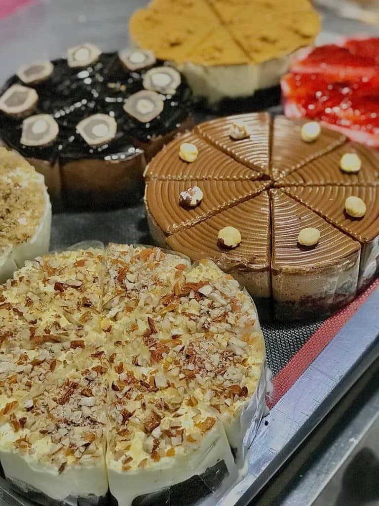 شیرینی پانیذ در سنندج