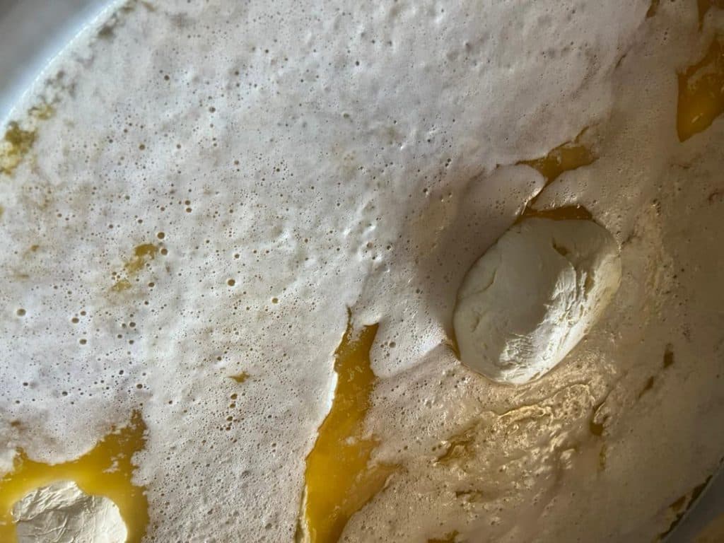 تولید و پخش دوغ و کره سنتی سرین سوت در تبریز