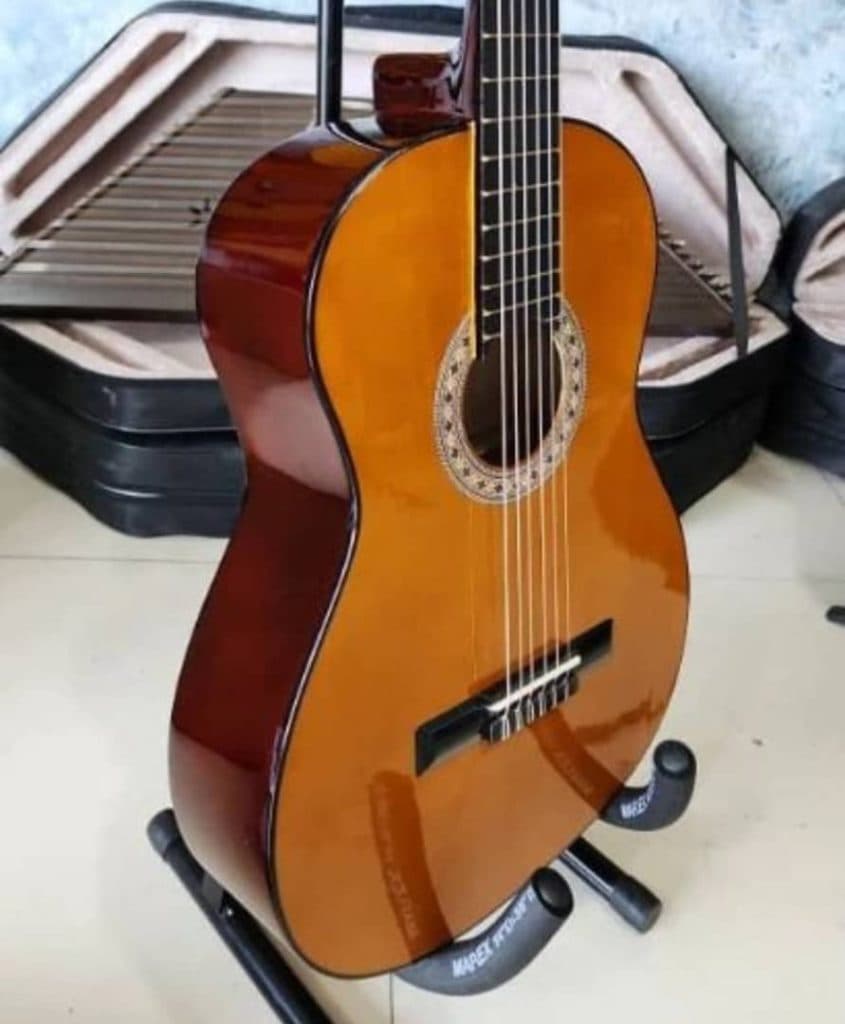 فروش آنلاین آلات موسیقی سرزمین آوا در یزد