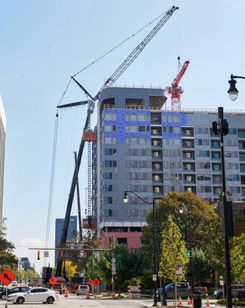 تولید و فروش تاور کرین و جرثقیل برجی پلاس کرین شجاعی در تهران