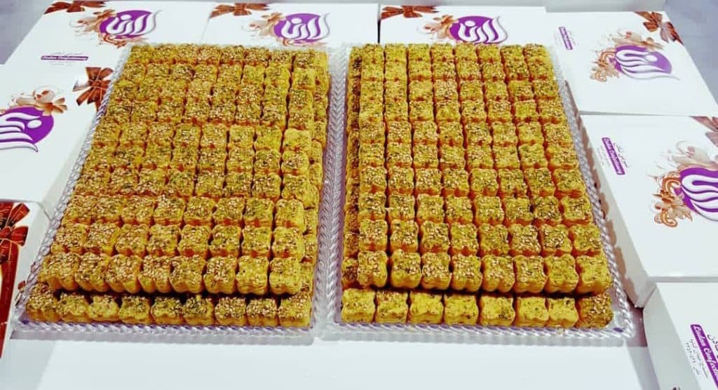 شیرینی سرای لادن در سنندج