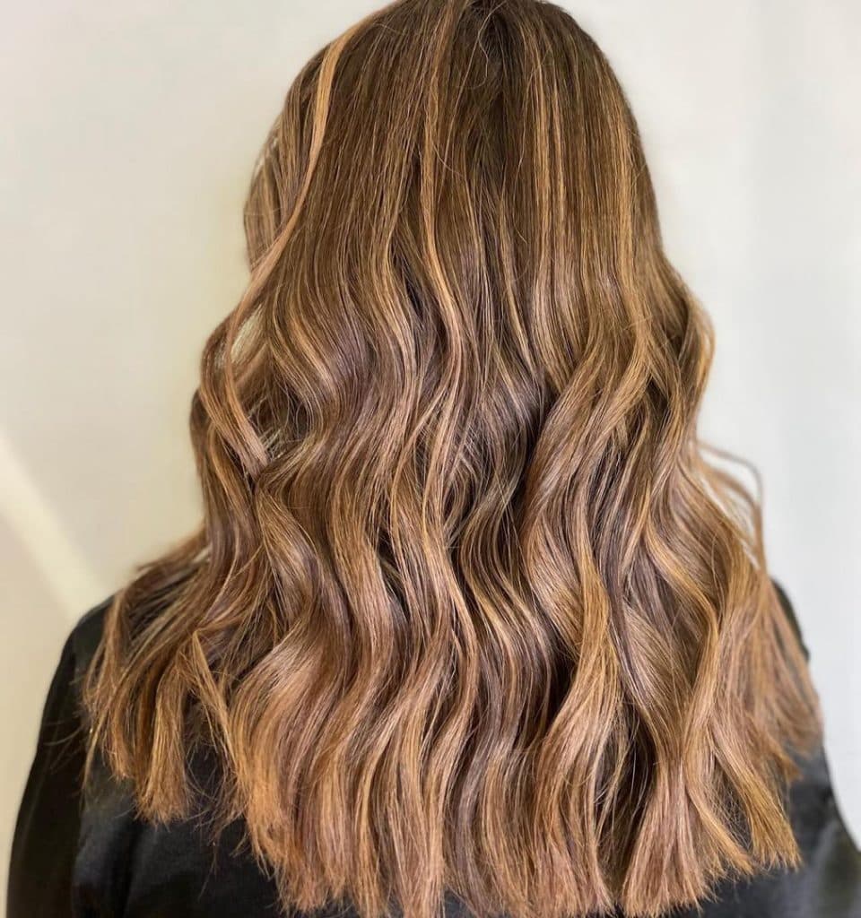 سالن زیبایی بهار آرا در رزکان نو کرج