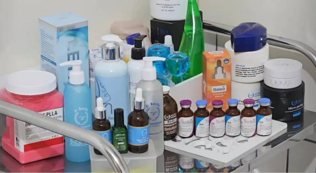 خدمات پوست مو و زیبایی دکتر فاطمه یعقوبی در بروجن