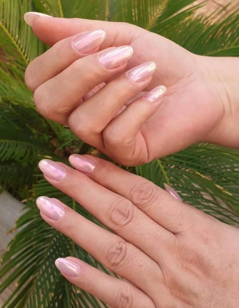 مرکز تخصصی کاشت و ترمیم ناخن قصر شایسته در یوسف آباد تهران