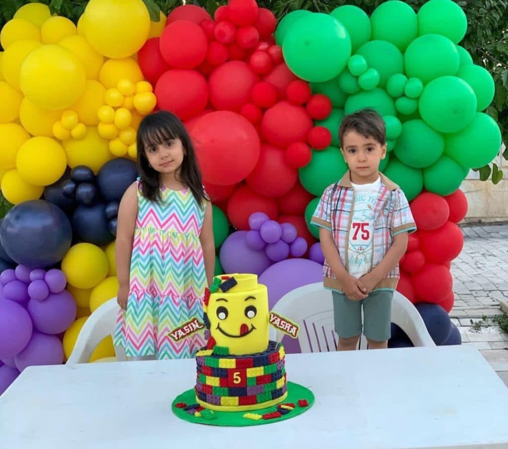 خانه کیک ردولوت در تبریز