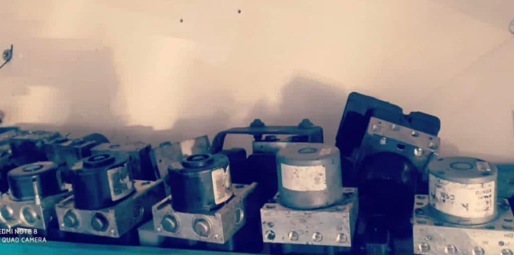 کلینیک تخصصی بوستر ترمز ای بی اس ABS عزیز عقلمند در پارس آباد