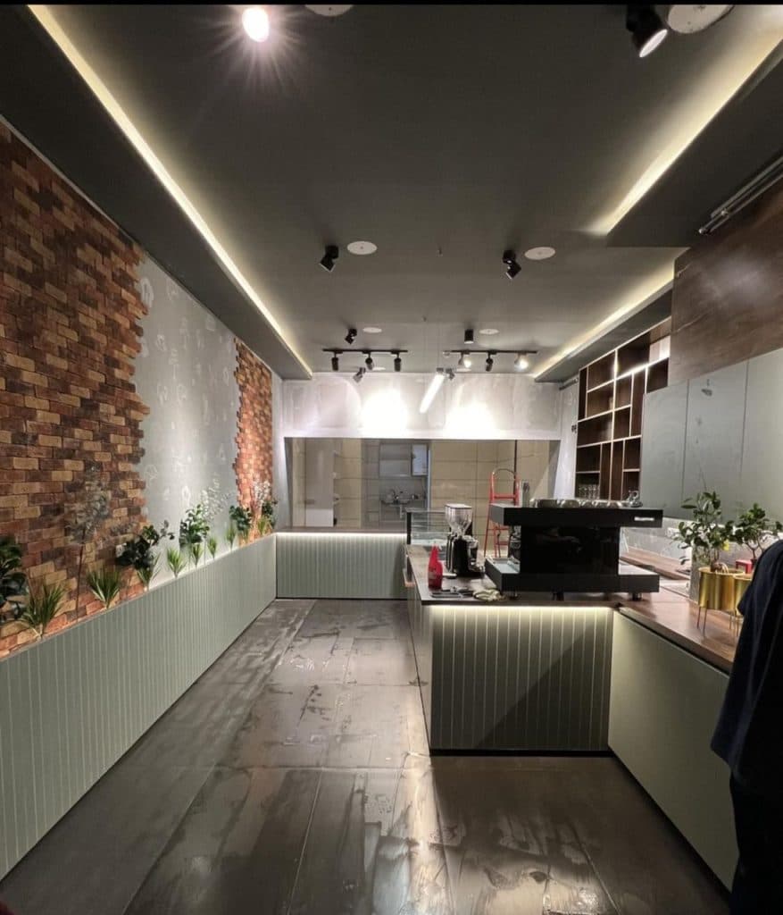 کافه فست فود وین در شهرک بهشتی شیراز