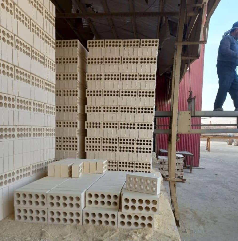 پخش و فروش مصالح ساختمانی سیلاوی در خرمشهر