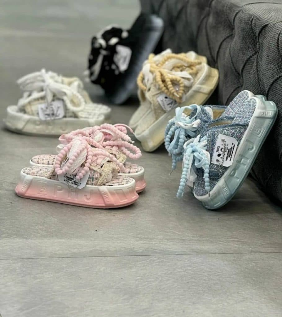 فروش عمده و تک کتانی و کفش زنانه ویکتور شوز در تهران